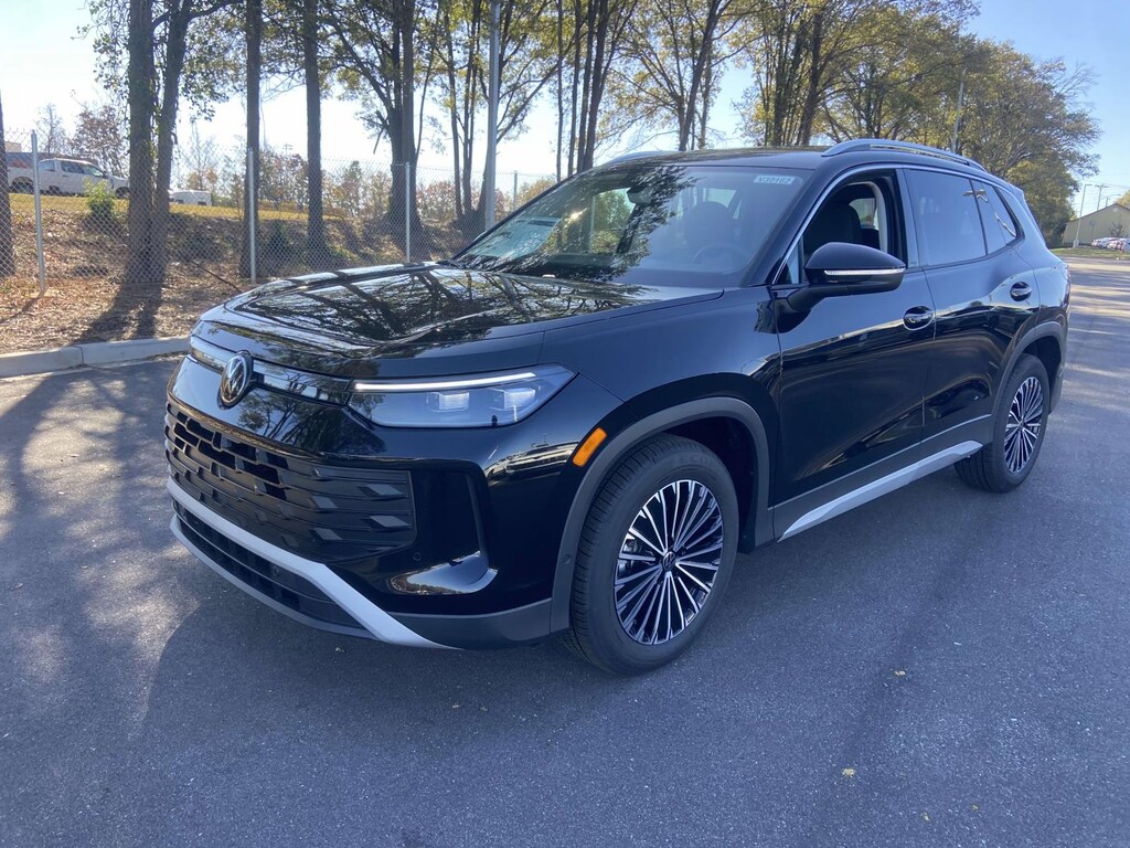 New 2026 Volkswagen Tiguan S SUV