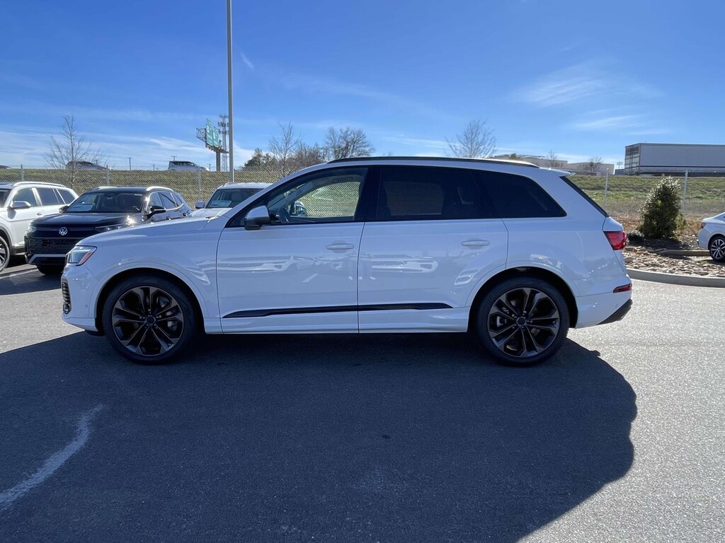 New 2026 Audi Q7 55 Premium Plus SUV