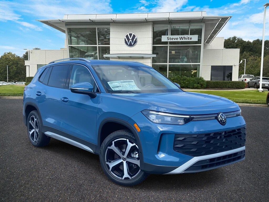New 2025 Volkswagen Tiguan 2.0T SE SUV