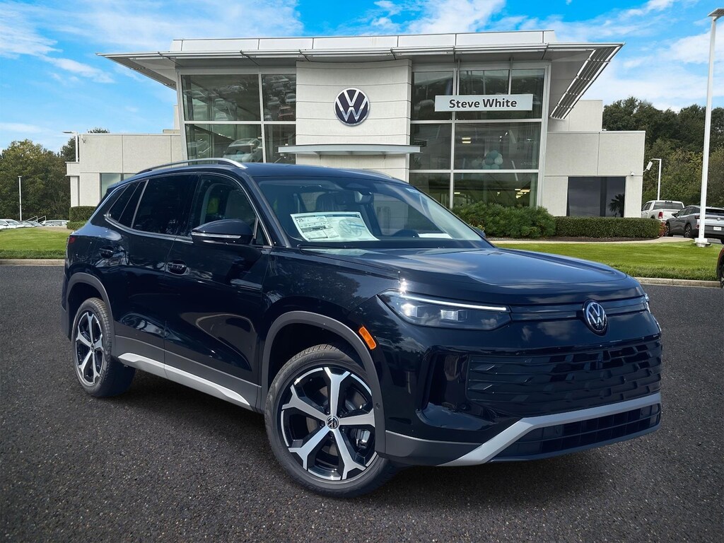 New 2025 Volkswagen Tiguan 2.0T SE SUV