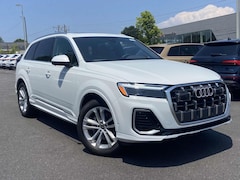 2025 Audi Q7 45 Premium SUV