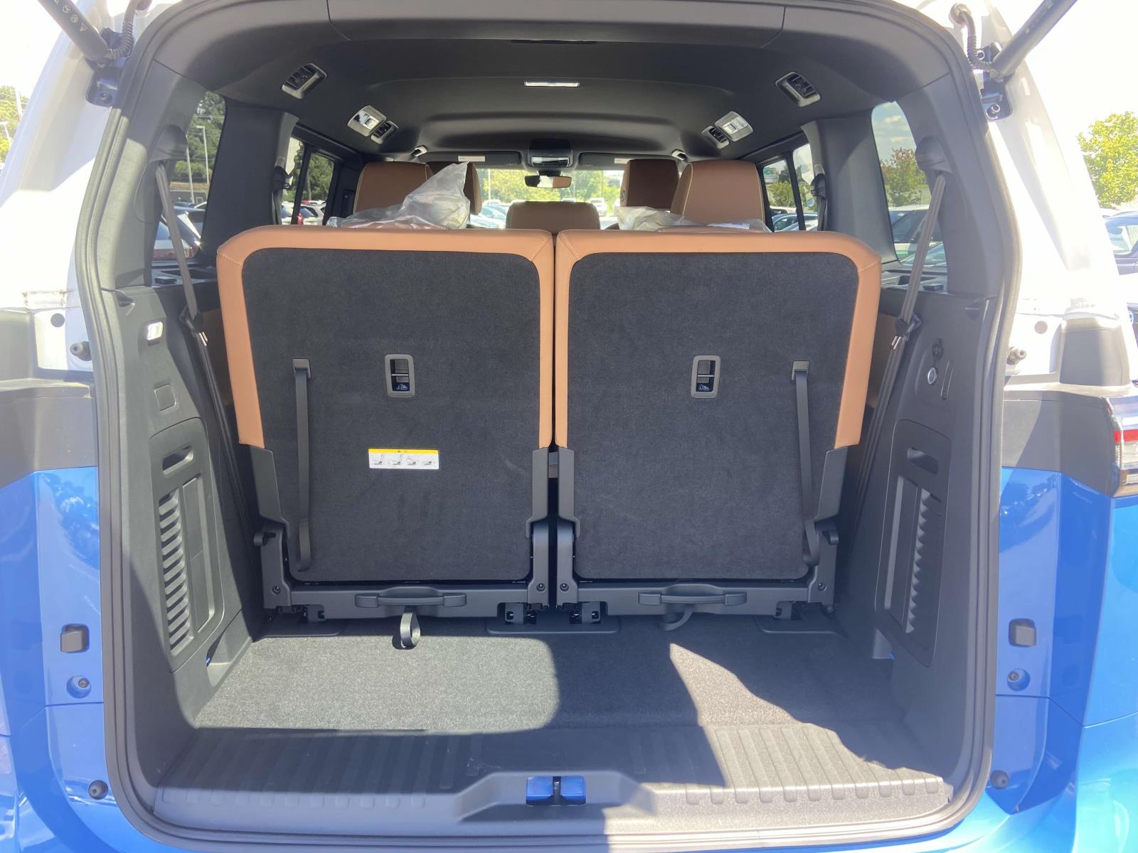 2025 Volkswagen ID. Buzz PRO S - Photo 12