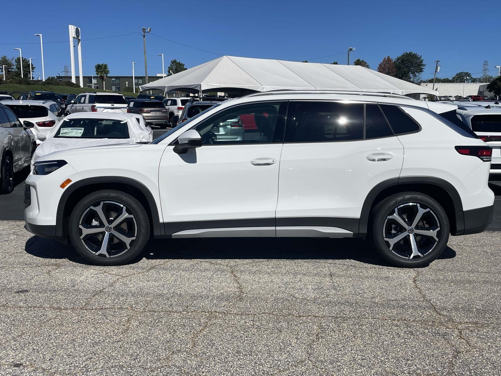 New 2026 Volkswagen Tiguan 2.0T SE Sport Utility