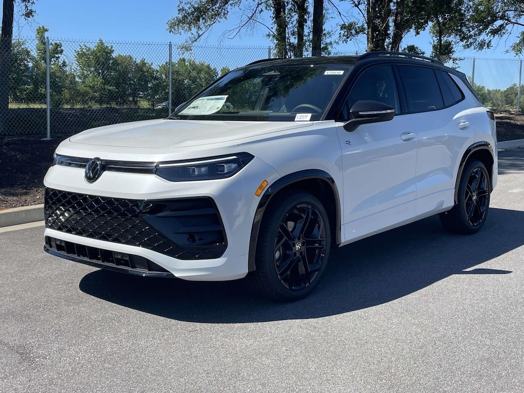 New 2026 Volkswagen Tiguan 2.0T SE R-Line Black Sport Utility