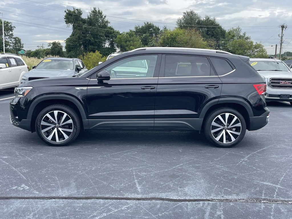 Certified 2024 Volkswagen Taos SE FWD Sport Utility