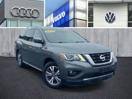 2017 Nissan Pathfinder 4x4 SL Sport Utility