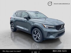 2026 Volvo XC40 B5 AWD Core Sport Utility