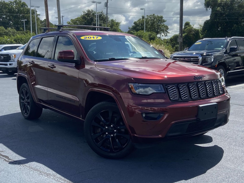Used 2017 Jeep Grand Cherokee Altitude 4x4 *Ltd Avail* Sport Utility