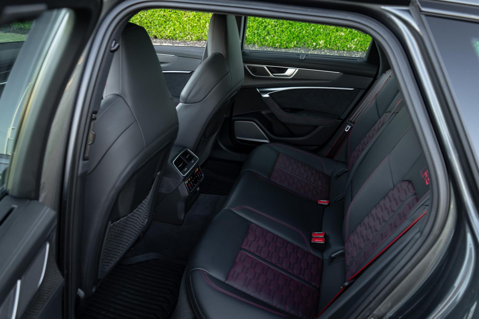 2024 Audi RS 6 Avant Base - Photo 39