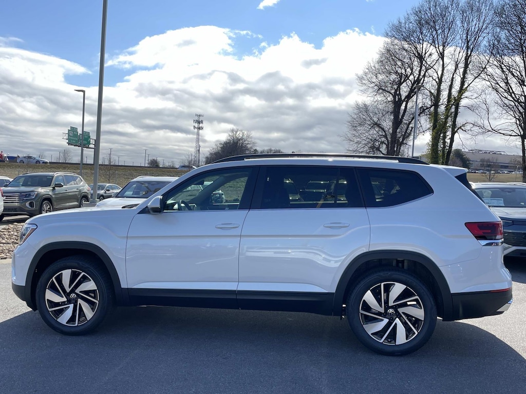 New 2026 Volkswagen Atlas 2.0T SE w/Technology FWD Sport Utility