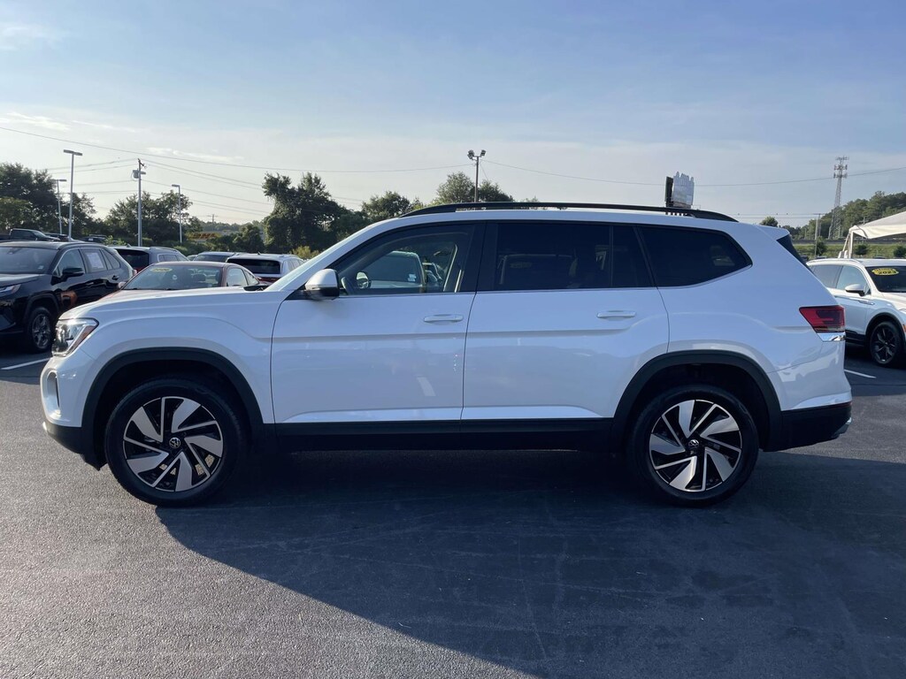 Certified 2026 Volkswagen Atlas 2.0T SE w/Technology FWD Sport Utility