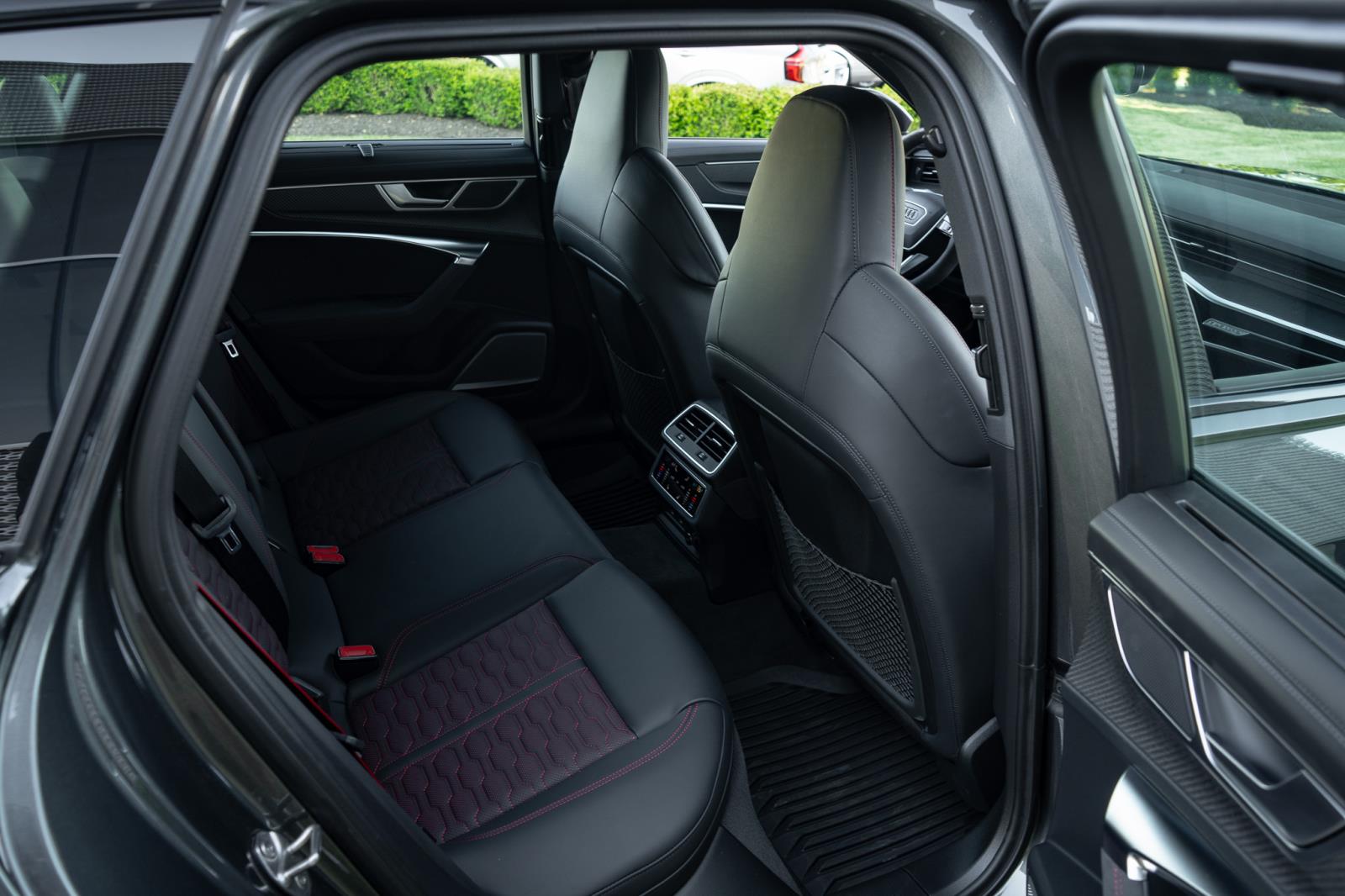 2024 Audi RS 6 Avant Base - Photo 43