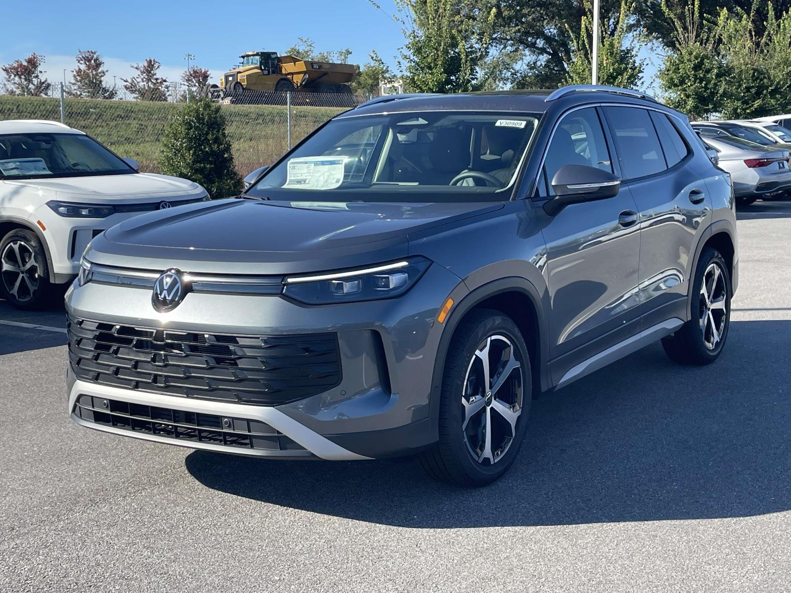 New 2026 Volkswagen Tiguan 2.0T SE Sport Utility