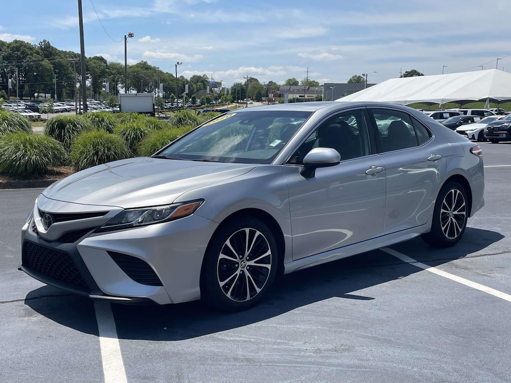 Used 2020 Toyota Camry SE Auto (Natl) Car