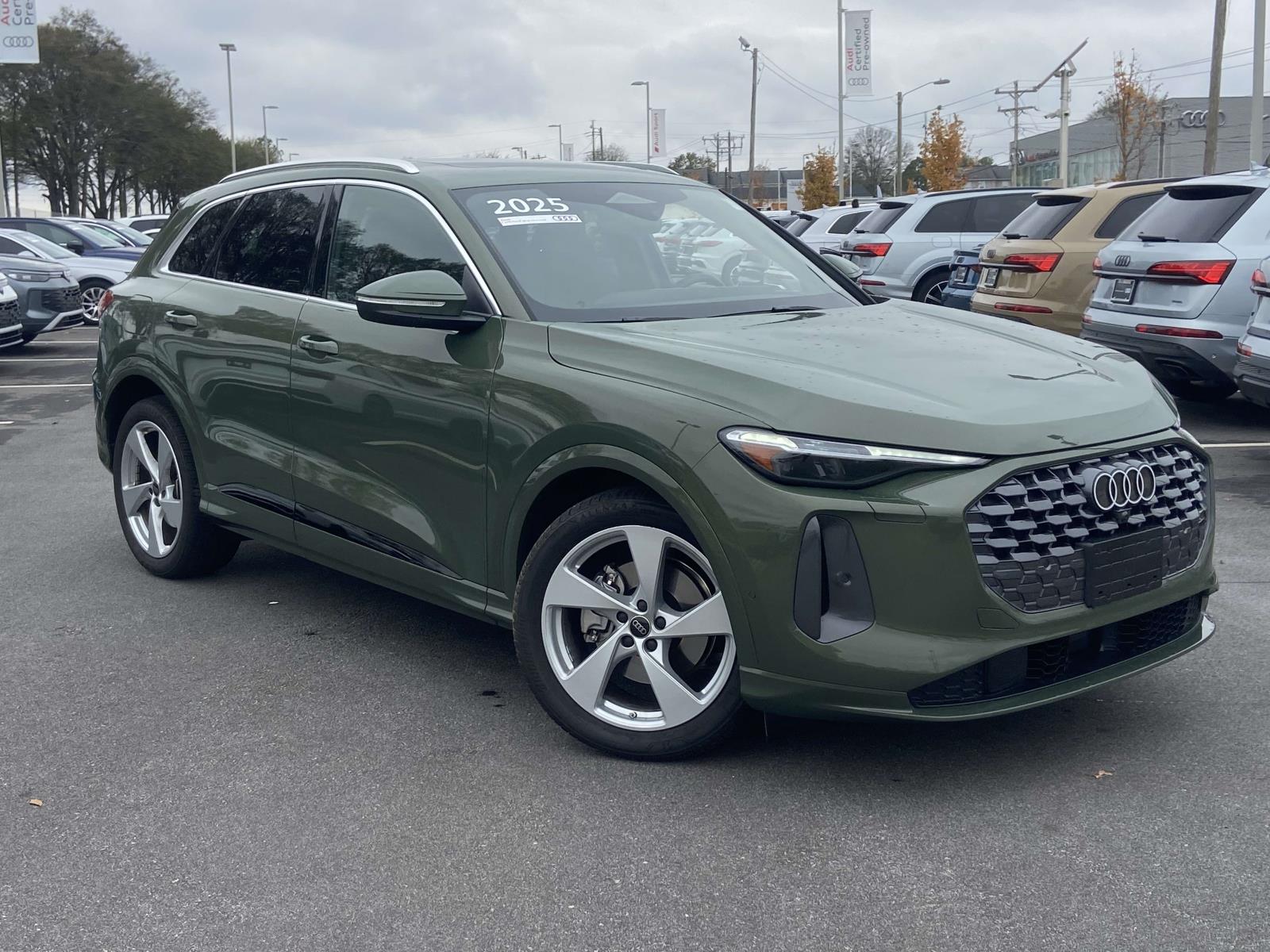 2025 Audi New Q5 Prestige's photo