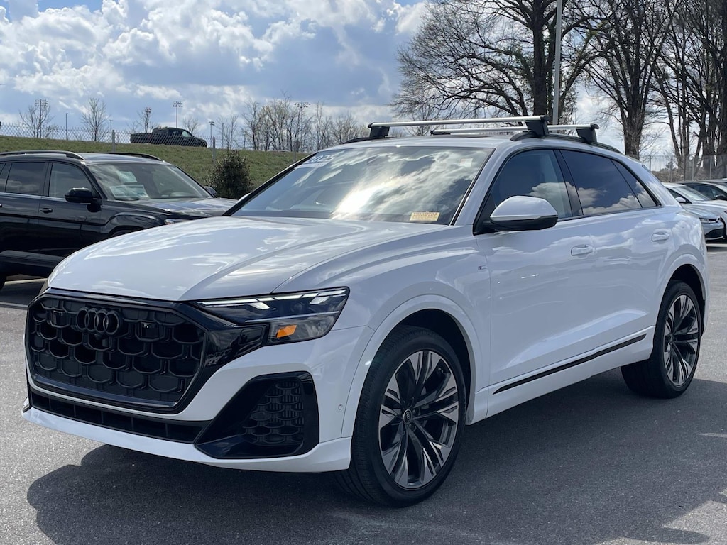 Used 2025 Audi Q8 Premium Plus 55 TFSI quattro Sport Utility