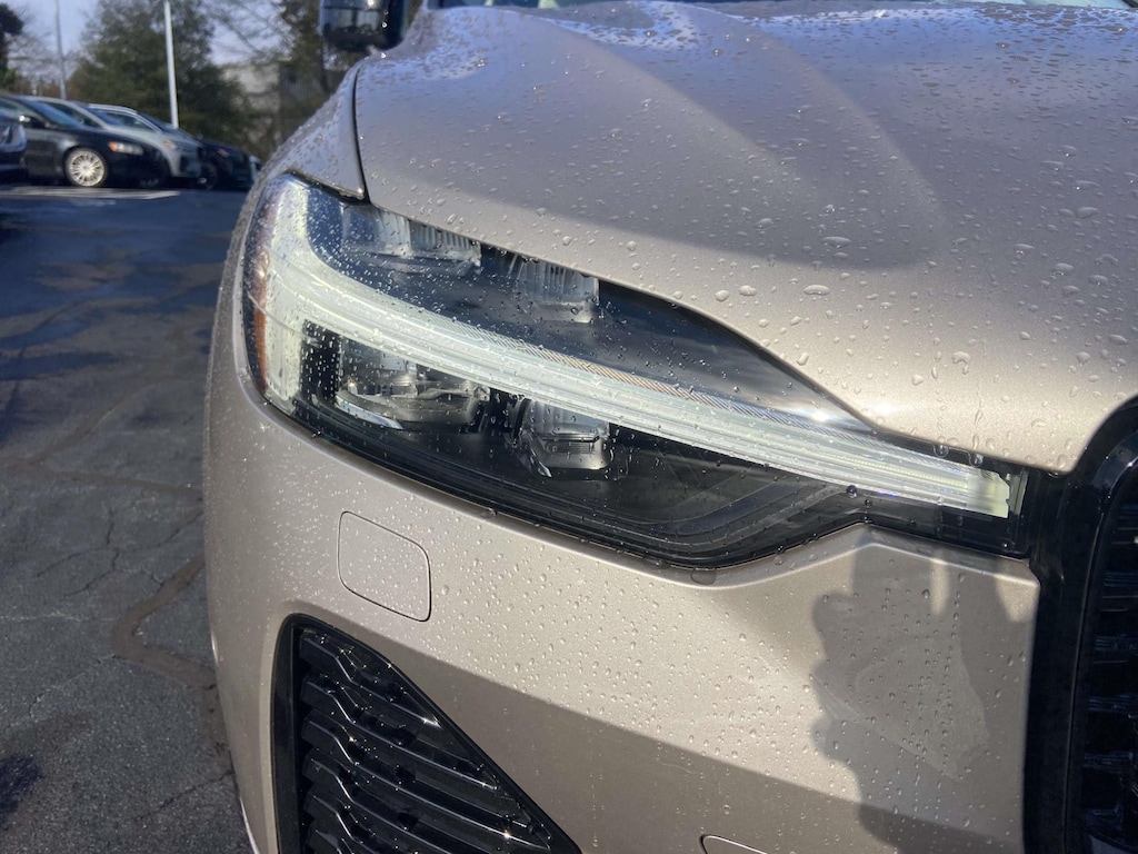 Used 2025 Volvo XC60 B5 AWD Ultra Sport Utility