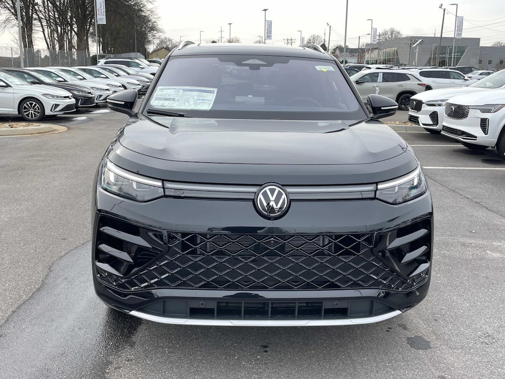 New 2026 Volkswagen Tiguan 2.0T SEL R-Line Turbo 4MOTION Sport Utility