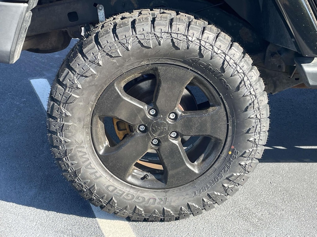 Used 2017 Jeep Wrangler Unlimited Sahara 4x4 Sport Utility