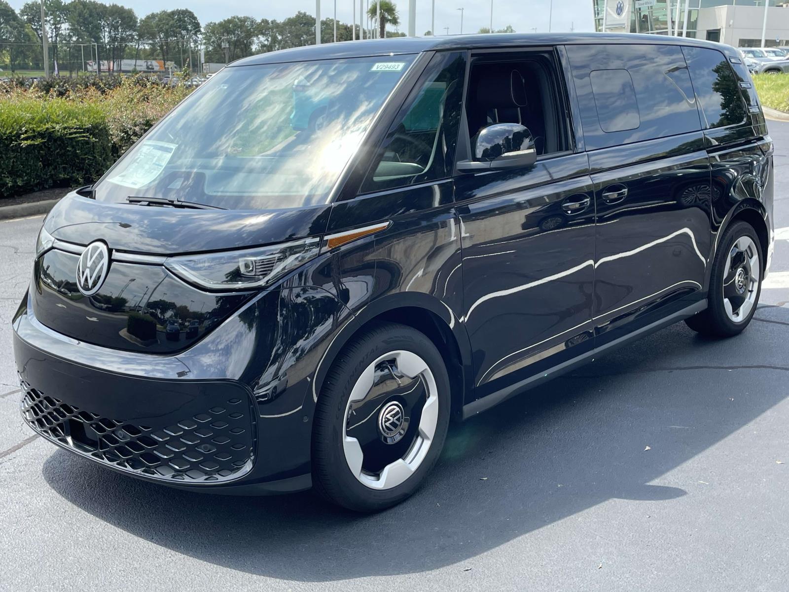 2025 Volkswagen ID. Buzz Pro S photo 3