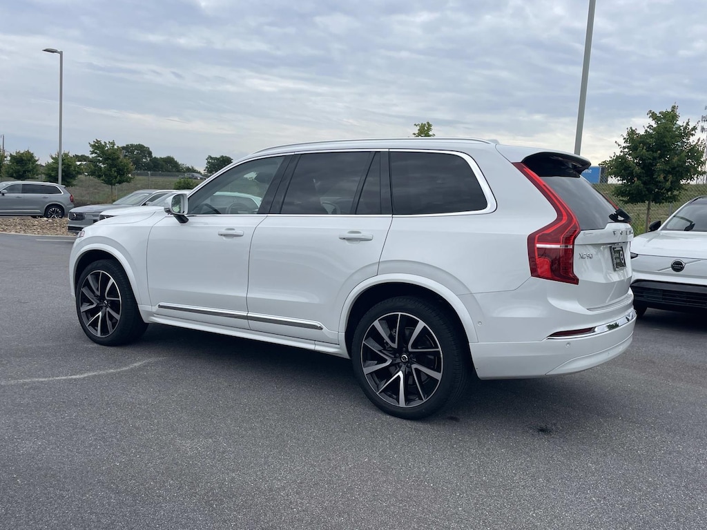 Used 2023 Volvo XC90 B5 AWD Plus 7P Sport Utility