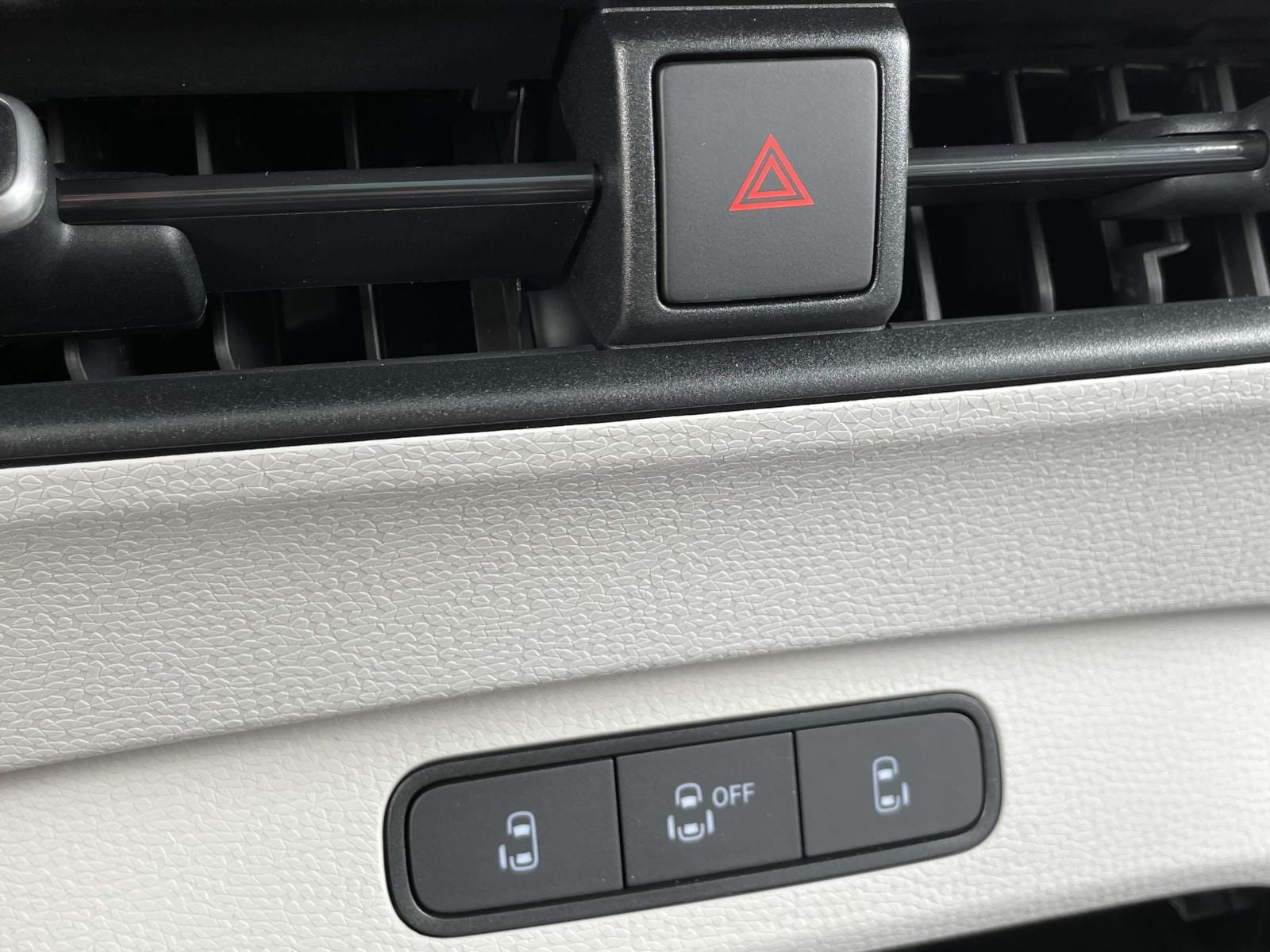 2025 Volkswagen ID. Buzz 1st Edition - Photo 27