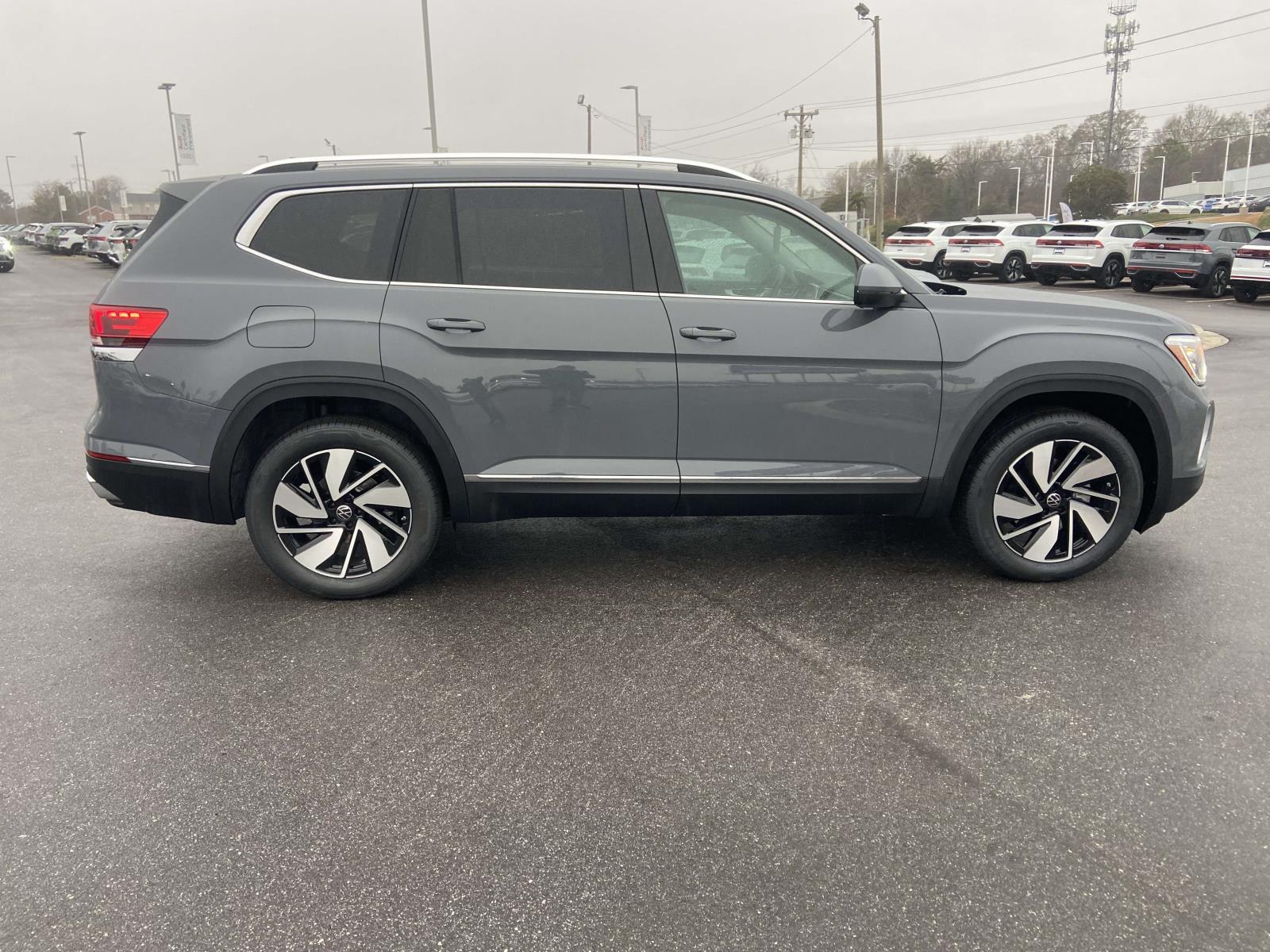2026 Volkswagen Atlas SEL - Photo 10