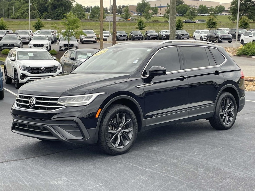 Used 2022 Volkswagen Tiguan 2.0T SE FWD Sport Utility
