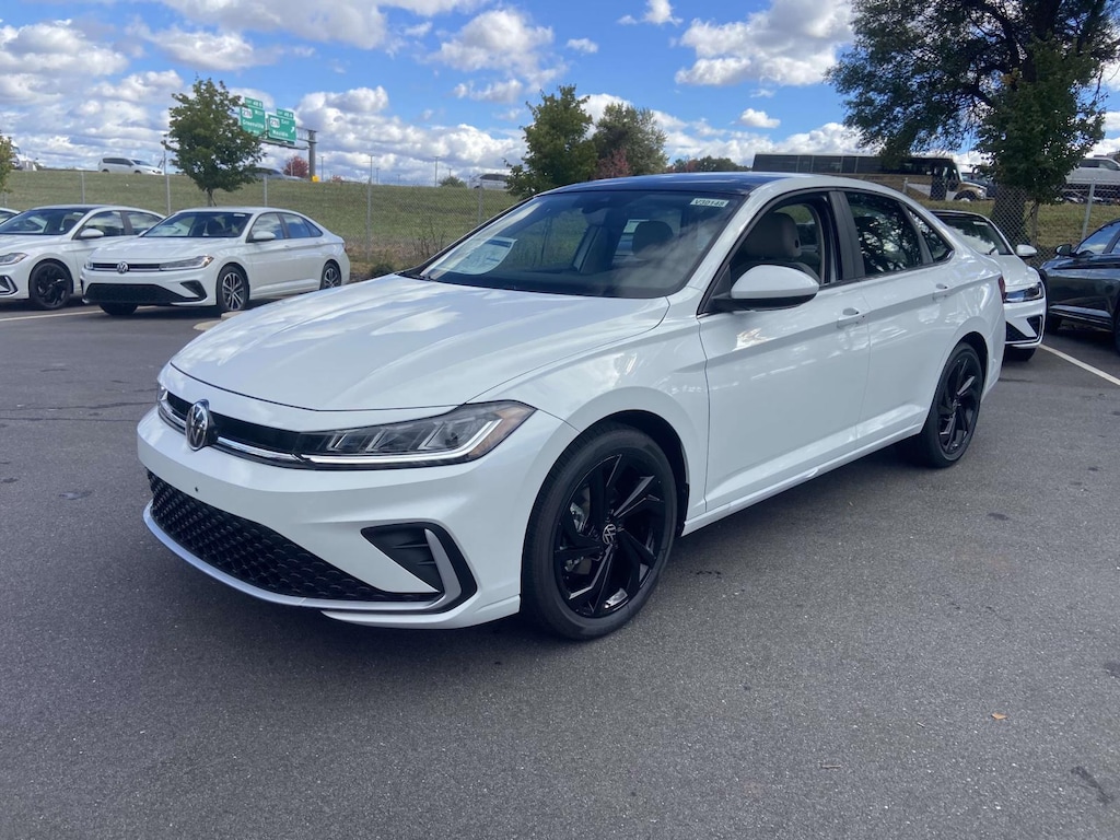 New 2026 Volkswagen Jetta 1.5T SE Car