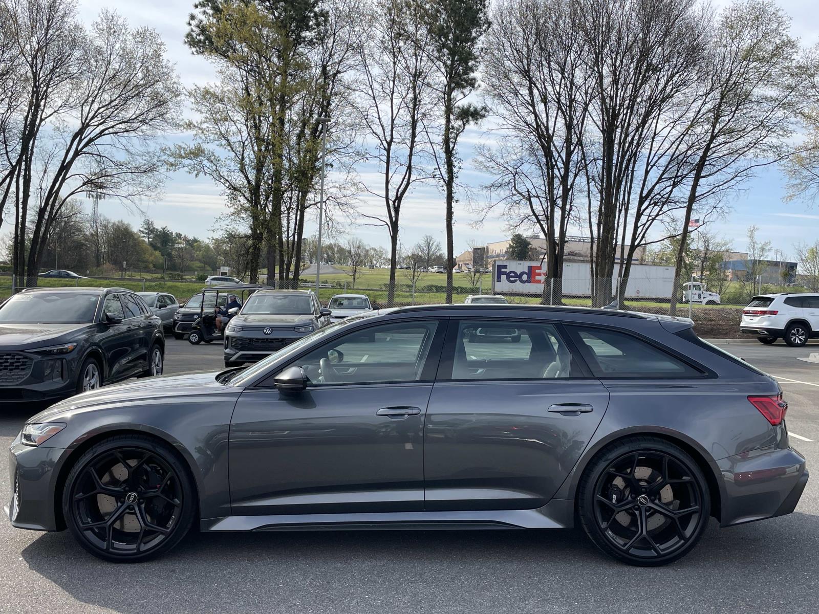 2024 Audi RS 6 Avant Base - Photo 57