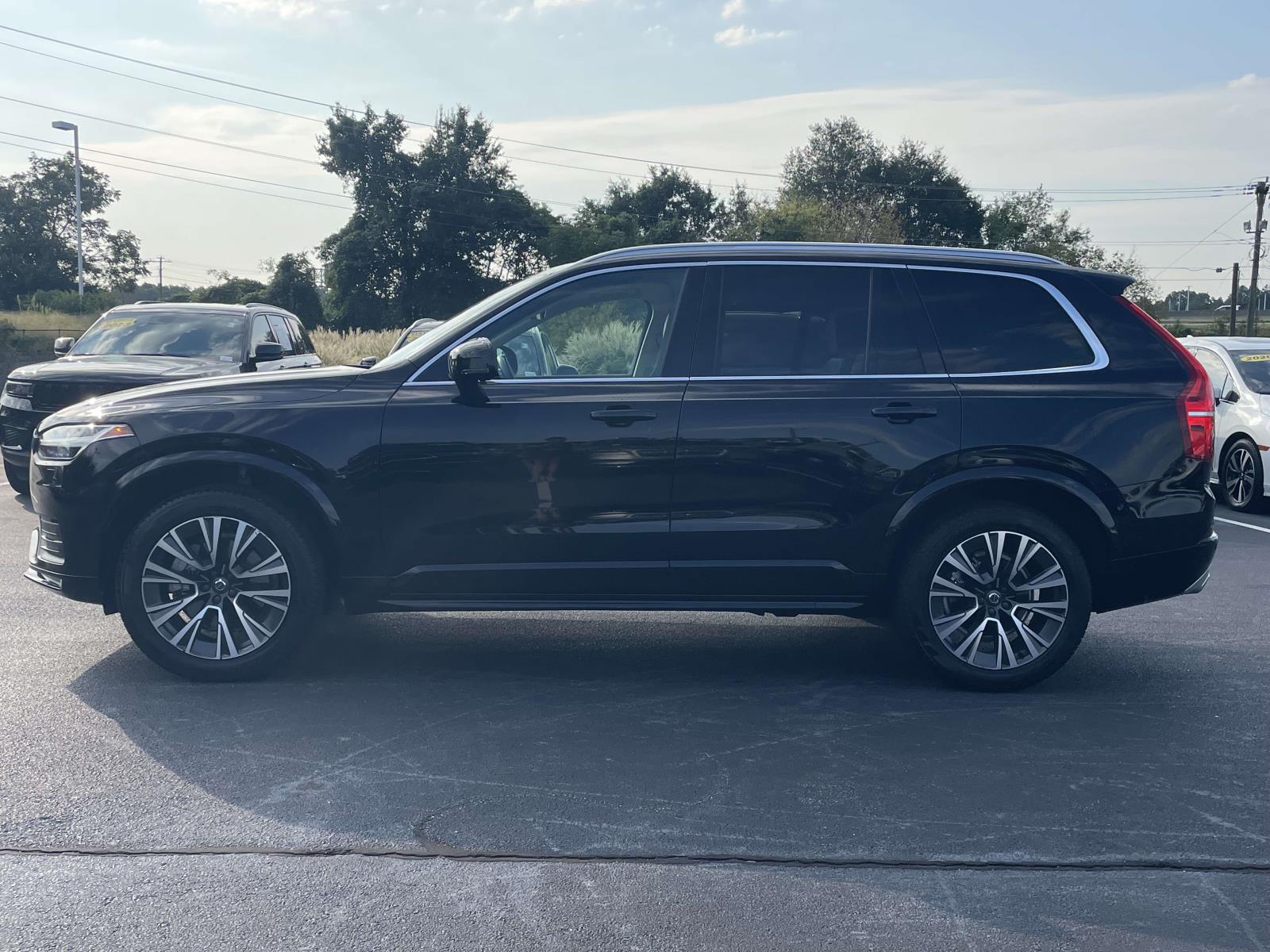 Used 2021 Volvo XC90 T6 AWD Momentum 7P Sport Utility