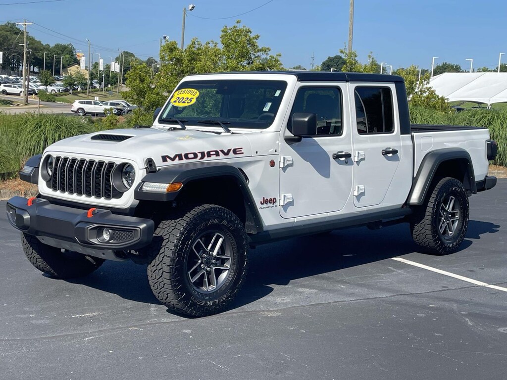 Used 2025 Jeep Gladiator Mojave 4x4 Crew Cab Pickup