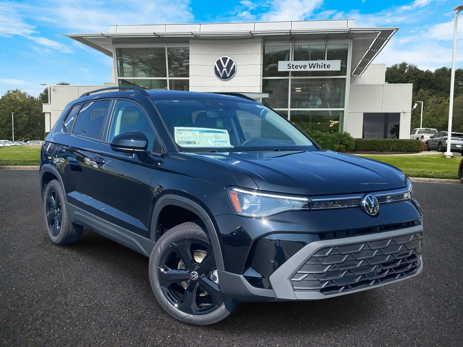 2025 Volkswagen Taos SE Black's photo