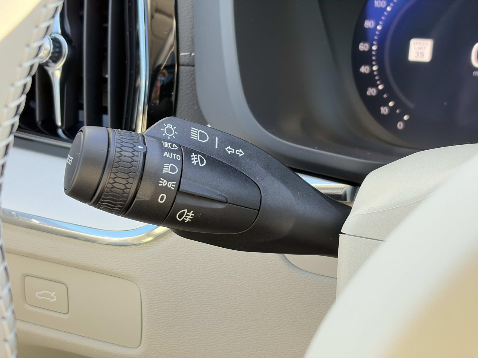 2026 Volvo XC60 Ultra - Photo 24