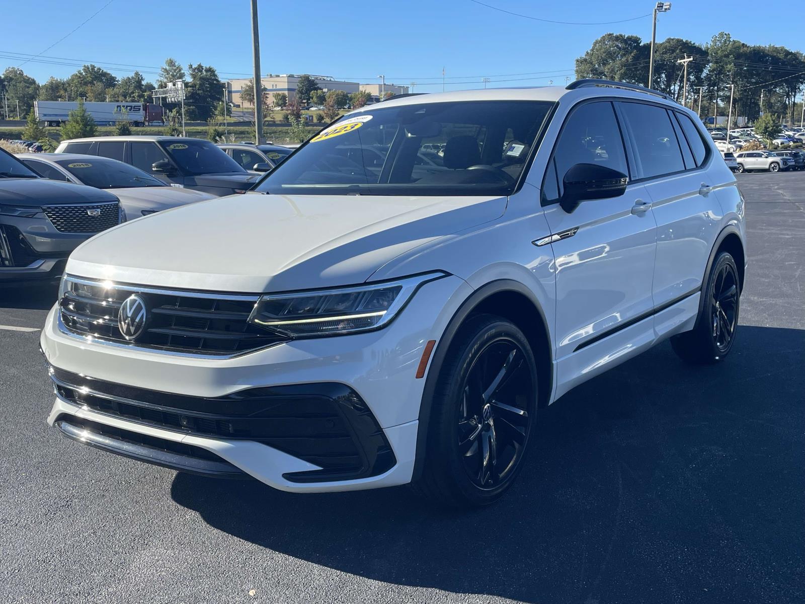 Certified 2023 Volkswagen Tiguan 2.0T SE R-Line Black FWD Sport Utility