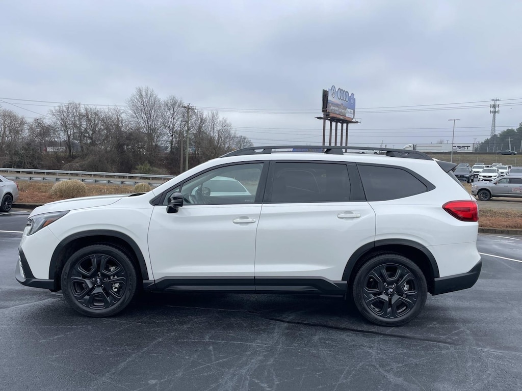Used 2023 Subaru Ascent Onyx Edition Limited 7-Passenger Sport Utility