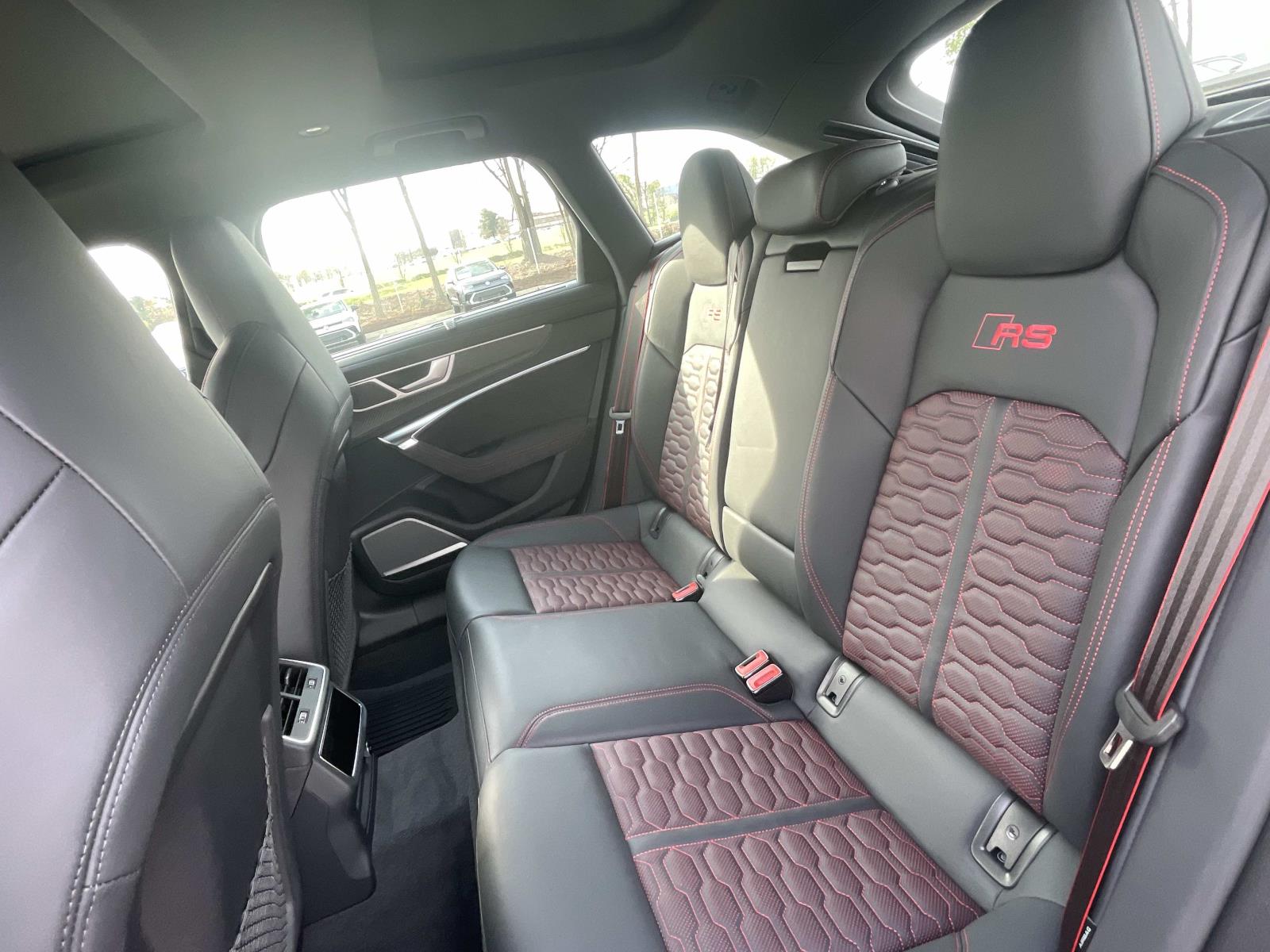 2024 Audi RS 6 Avant Base - Photo 65