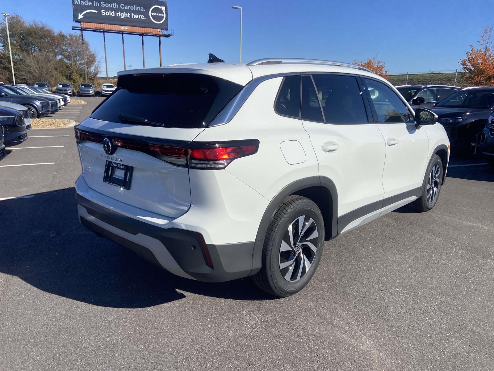 2026 Volkswagen Tiguan S - Photo 9