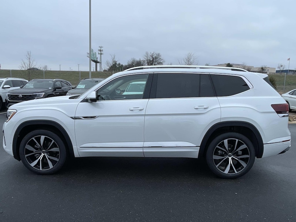 New 2026 Volkswagen Atlas 2.0T SEL Premium R-Line 4MOTION Sport Utility