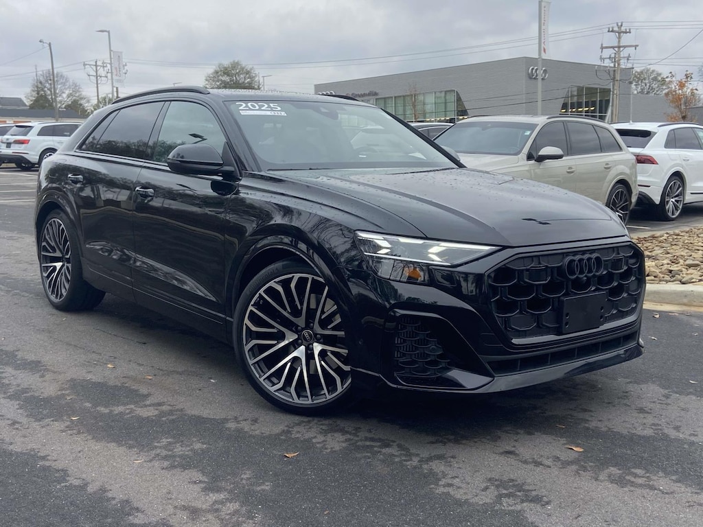 Used 2025 Audi SQ8 Prestige 4.0 TFSI quattro Sport Utility