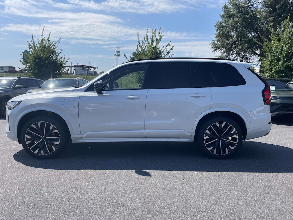 New 2026 Volvo XC90 Plug-In Hybrid T8 Ultra Sport Utility