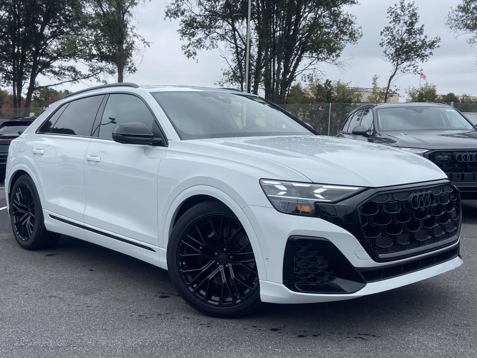 2026 Audi SQ8 Prestige's photo