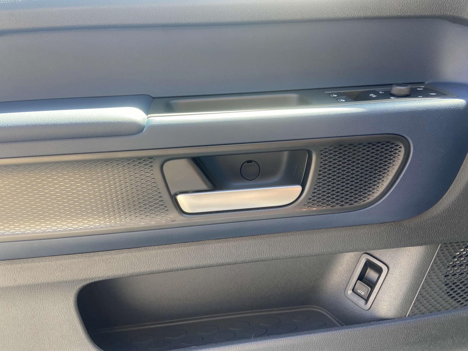 2025 Volkswagen ID. Buzz PRO S - Photo 20