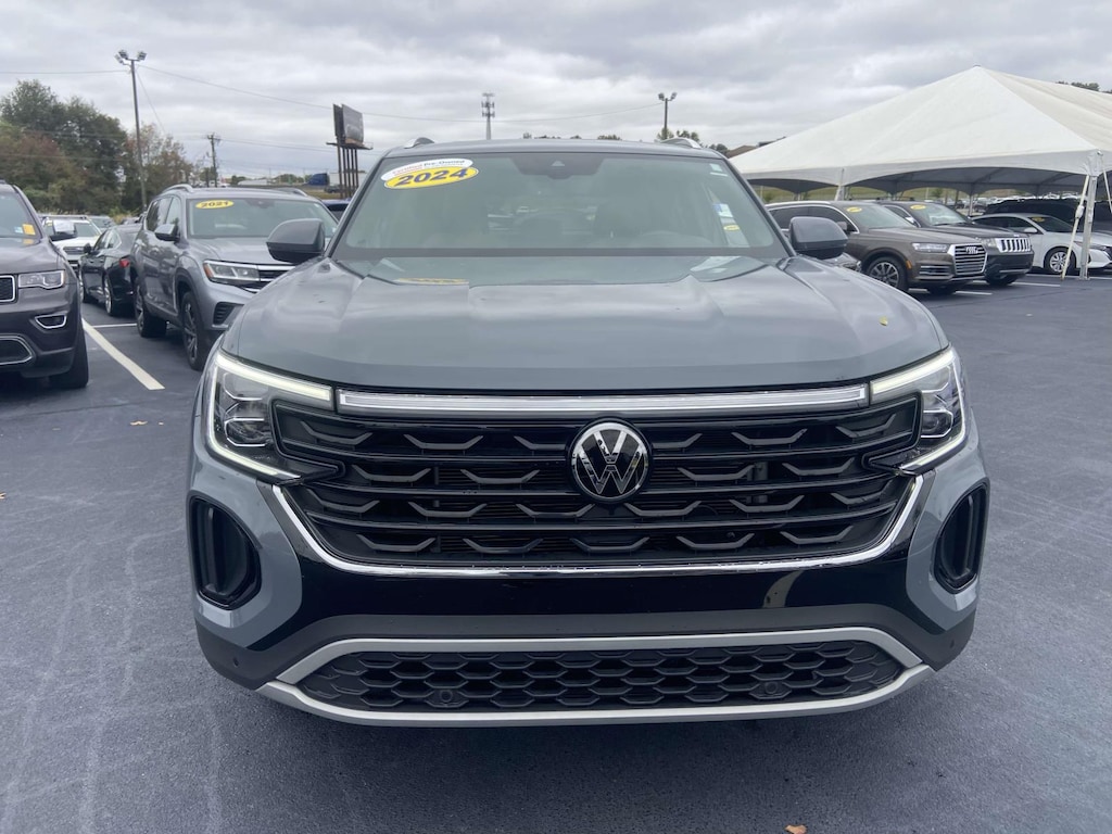 Certified 2024 Volkswagen Atlas Cross Sport 2.0T SE w/Technology FWD Sport Utility