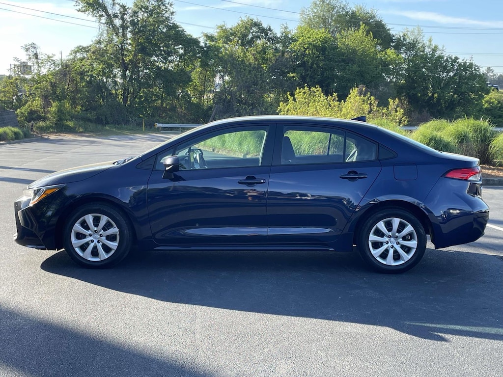 Used 2025 Toyota Corolla LE CVT (Natl) Car