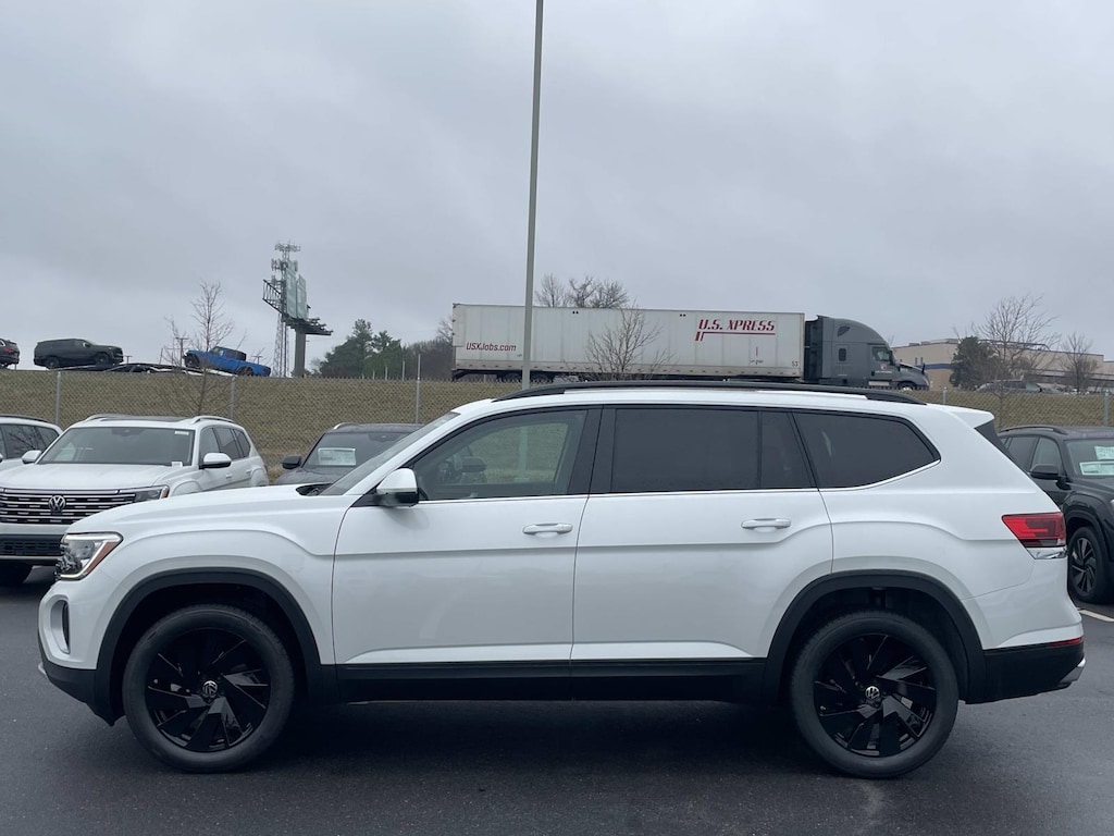 New 2026 Volkswagen Atlas 2.0T SE w/Technology FWD Sport Utility