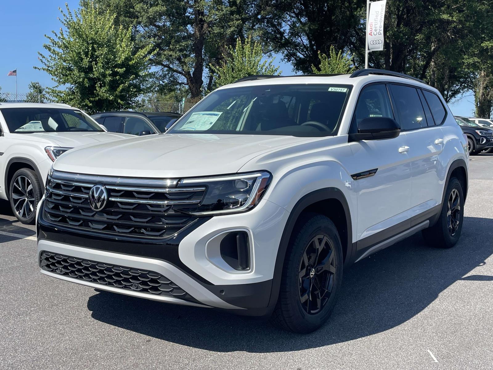 New 2026 Volkswagen Atlas 2.0T Peak Edition Sport Utility