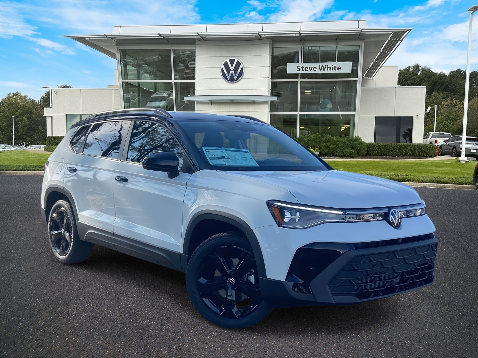 2026 Volkswagen Taos SE Black's photo