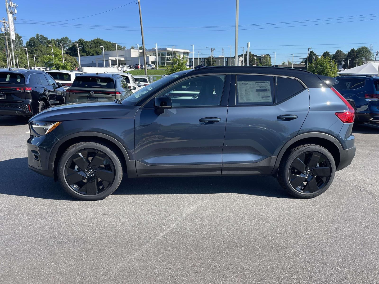 New 2026 Volvo XC40 B5 Ultra Black Edition Sport Utility