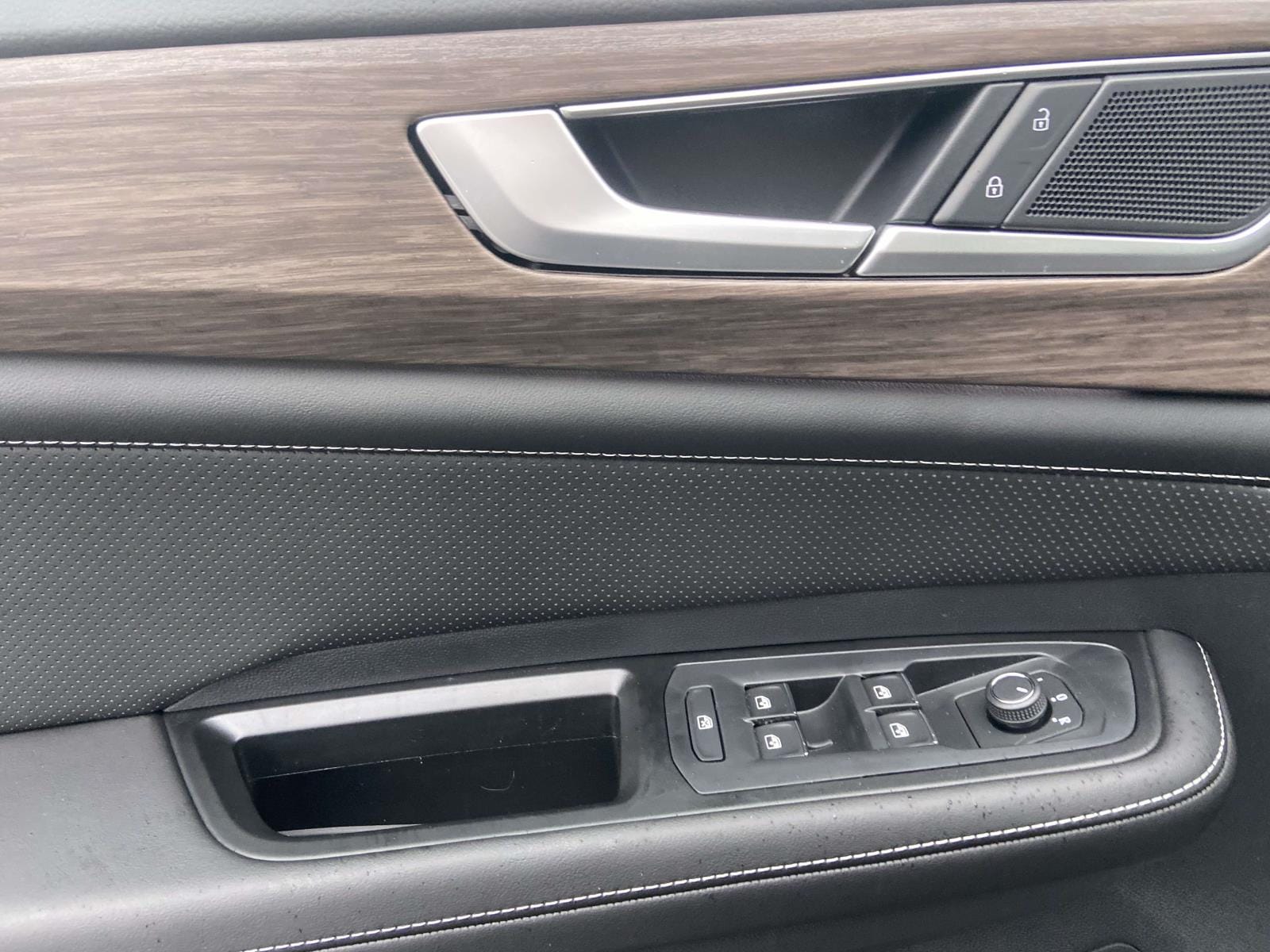 2026 Volkswagen Atlas SEL - Photo 20